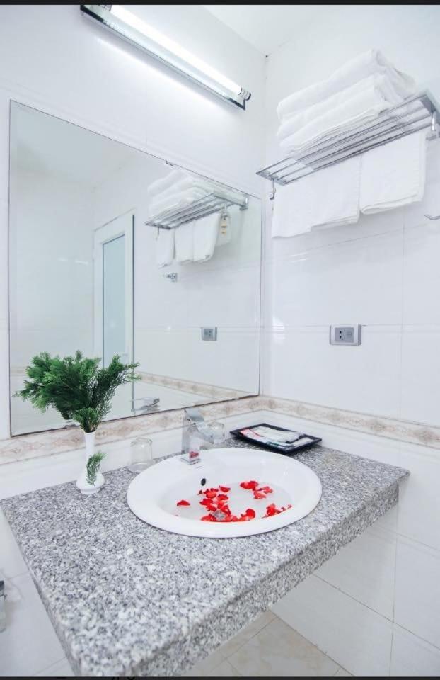 הלונג Paradis Hotel מראה חיצוני תמונה